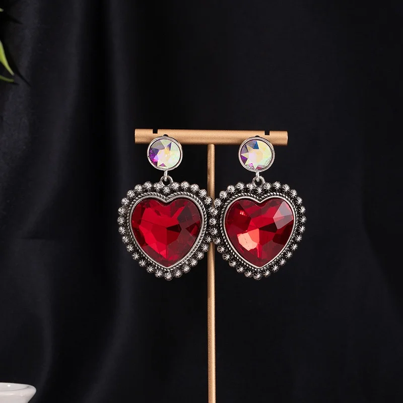 Big hearts vintage western earrings post back