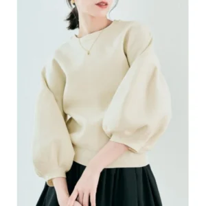 Women's loose knitted jacket