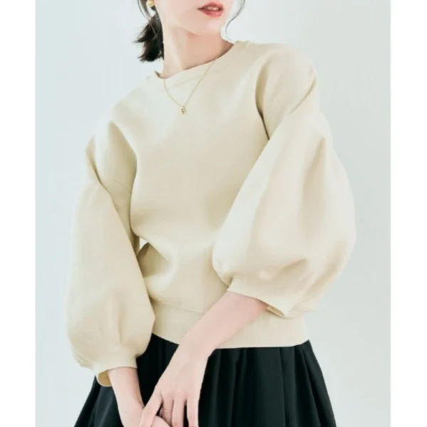 Women's loose knitted jacket
